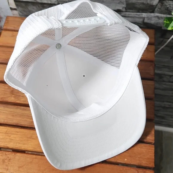 Alani Nu Trucker Hat White Mint- NWT - Picture 6 of 8